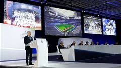 Real Madrid 'quăng bom tấn’ trong đêm